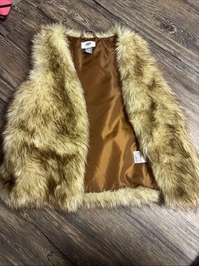 Old Navy Kids Faux Fur Vest in Golden Brown